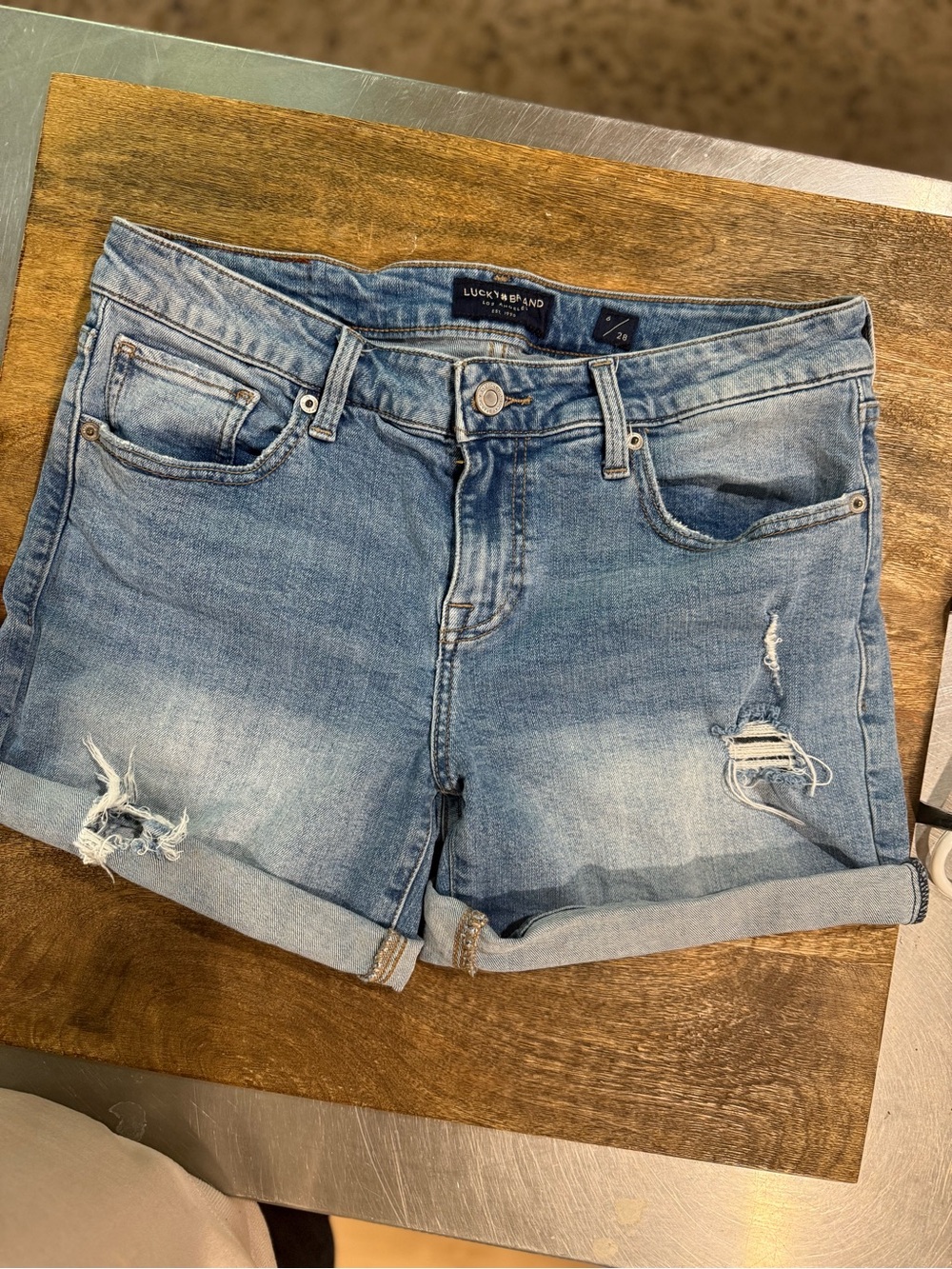 Lucky Brand Light Blue Distressed Denim Shorts 6/28